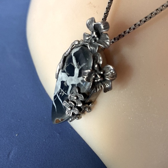 SOLD.  Fantastic Septarian Geode with Delicate Silver Flowers - Picture 4 of 9